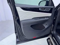 Volkswagen 380TSI AWDLuxury Edition - фото 16