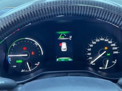 High Roof Grivia 2.5L Luxury Edition - фото 14
