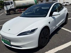 Tesla Model 3 facelift, long-range all-wheel drive version - фото 3