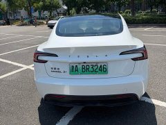 Tesla Model 3 facelift, long-range all-wheel drive version - фото 4