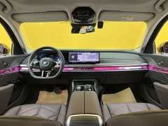 BMW 7 Series 2023 735Li M Sports Package - фото 10