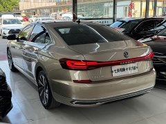 Volkswagen Passat 330TSI Deluxe Edition - фото 11