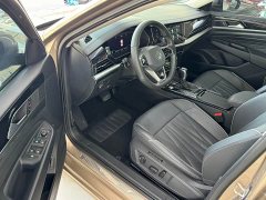 Volkswagen Passat 330TSI Deluxe Edition - фото 4