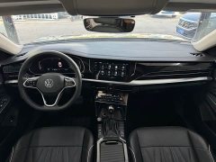 Volkswagen Passat 330TSI Deluxe Edition - фото 7