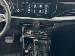 Volkswagen Passat 330TSI Deluxe Edition - фото 9