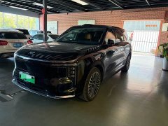 BMW Zhiji LS8 66 Ultra enjoys the luxury of six seats - фото 1