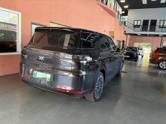 BMW Zhiji LS8 66 Ultra enjoys the luxury of six seats - фото 5