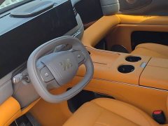 BMW Zhiji LS8 66 Ultra enjoys the luxury of six seats - фото 6