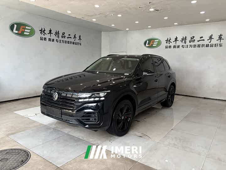 Volkswagen Touareg 2023 3.0TSI Ruixiang Edition Obsidian Sport Package - автомобиль из Китая