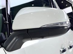 Toyota 2.5L Luxury Edition - фото 12