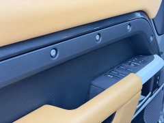 Land Rover Defender 2024 110 3.0T P400 Dark Special Edition - фото 12