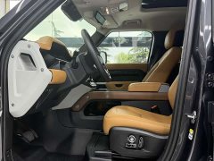 Land Rover Defender 2024 110 3.0T P400 Dark Special Edition - фото 15
