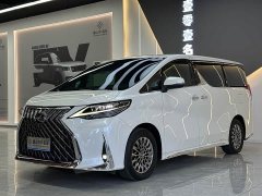 Lexus LM 2020 300h four-seat Royal Edition - фото 1