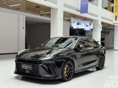 Lynk & Co 03 2.0TD Automatic Performance Package - фото 1