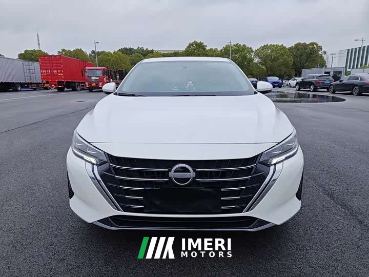 Nissan Sylphy 2023 1.6L CVT Enjoy Edition - автомобиль из Китая