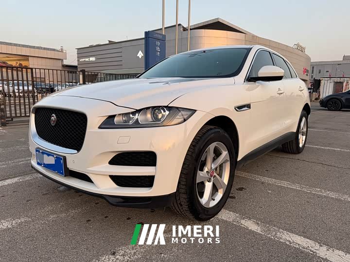 Jaguar F-PACE 2.0T Deluxe Edition - автомобиль из Китая