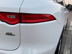 Jaguar F-PACE 2.0T Deluxe Edition - фото 11