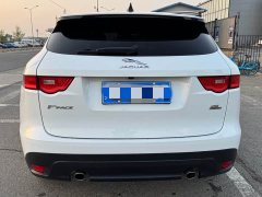 Jaguar F-PACE 2.0T Deluxe Edition - фото 4