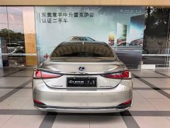 Lexus ES 2021 300h Excellence Edition - фото 3