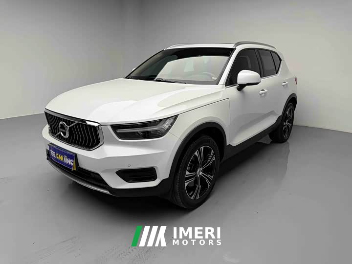 Volvo XC40 T4 AWDLuxury Edition