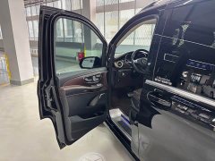 Mercedes-Benz V 260 L Premium Edition - фото 9