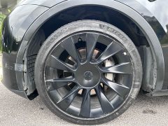 Tesla Model Y Long Range Edition - фото 12