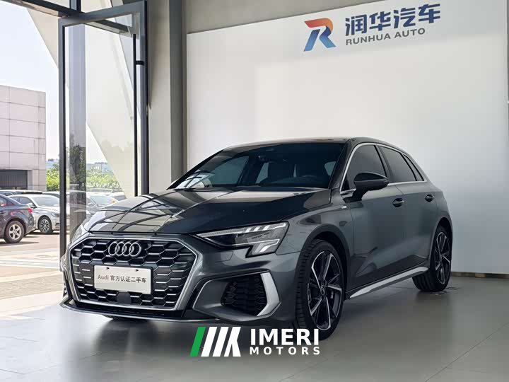 Audi A3 Sportback 35 TFSI Fashion Version - автомобиль из Китая