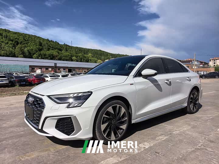 Audi A3 A3L Limousine 35 TFSI Fashionable and Sporty - автомобиль из Китая