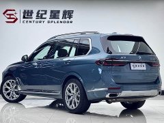 BMW X7 xDrive40i Exclusive Luxury Package - фото 4