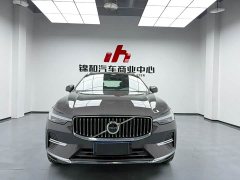 Volvo XC60 B5 four-wheel drive Zhiyi Luxury Edition - фото 1