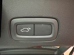 Volvo XC60 B5 four-wheel drive Zhiyi Luxury Edition - фото 11