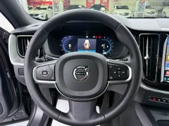 Volvo XC60 B5 four-wheel drive Zhiyi Luxury Edition - фото 2