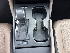 Lexus ES 300h Premium Edition - фото 13