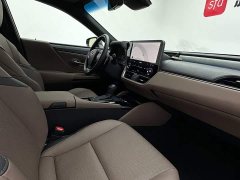 Lexus ES 300h Premium Edition - фото 18