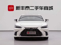 Lexus ES 300h Premium Edition - фото 2