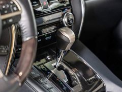 Lexus LM 2020 300h seven-seater elegant version - фото 18