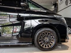 Lexus LM 2020 300h seven-seater elegant version - фото 5