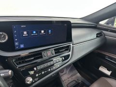 Lexus ES 2022 300h Excellence Edition - фото 17