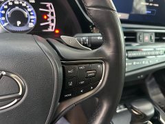 Lexus ES 2022 300h Excellence Edition - фото 8