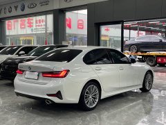 BMW 3 320i - фото 16