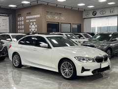 BMW 3 320i - фото 3