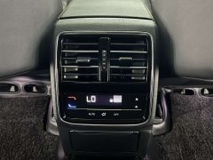 FAW-Volkswagen CC 380TSI eye-catching version - фото 13