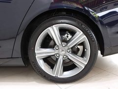 Honda Accord 260TURBO Executive Edition - фото 16