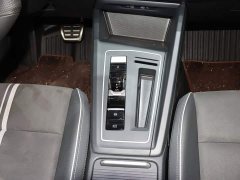 Volkswagen Golf 2023 Facelift 280TSI DSG R-Line Lite - фото 15