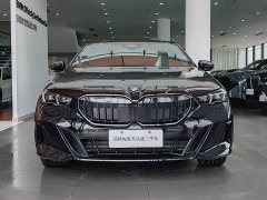 BMW 5 Series 530Li M Sport Package - фото 2