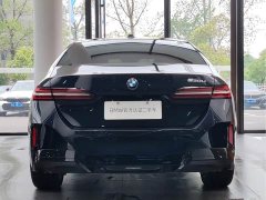 BMW 5 Series 530Li M Sport Package - фото 6