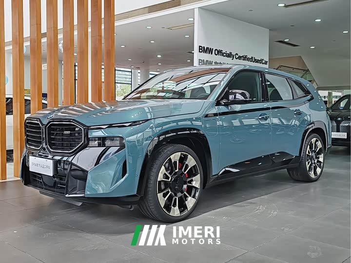 BMW XM Version - автомобиль из Китая