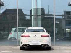 Mercedes-Benz E E 260 - фото 4