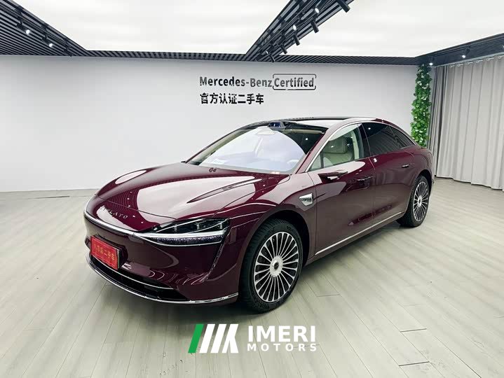 Stelato Xiangjie S9 Extended Range Ultra - автомобиль из Китая