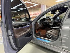 BMW 7 740Li Version M - фото 17